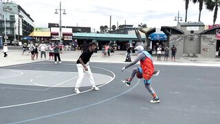 Bugs Bunny 1v1 Basketball at Venice Beach [Space Jam IRL]