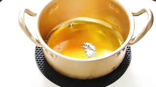 SQUID GAME SUGAR HONEYCOMB | You will be addicted! Squid Game inspired Sugar Honeycomb [2Ingredient]