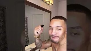 Von Rhe' Grooming Routine (Ft. MANSCAPED)