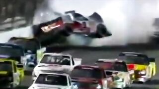 2007 NASCAR Crash Compilation - Wait