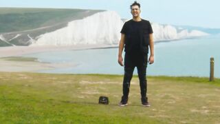 IF YOU ARE TRAVELING YOU NEED THIS! The ultimate Sneaker cleaning travel kit