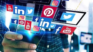 Noor Zafar Khan And Adnan Raza Mir Instagram Chit Chat Revealed | Famous Actress And Model | BOL