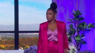 Jennifer Hudson Meets TikTok Star Who Sings Just Like Michael Jackson!