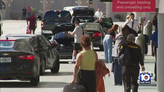 Thanksgiving holiday travel busy at South Florida airports