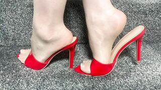 Doyeah Oil Shine Pantyhose & Red High Heel Mules